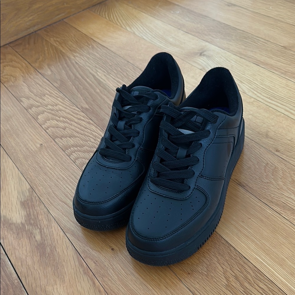 Black Minimalist Low-Top Sneakers